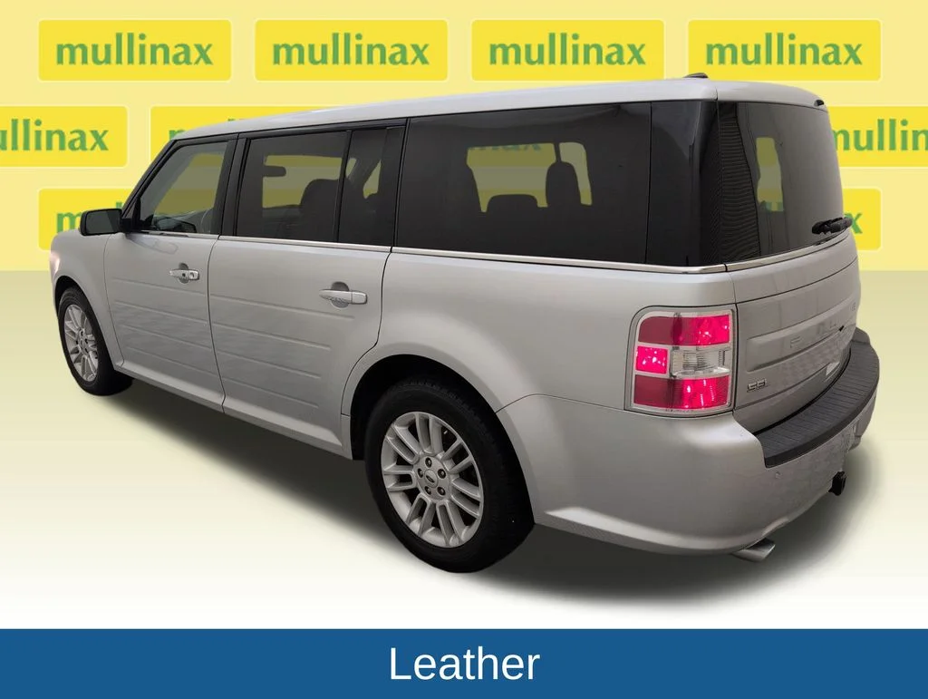 Used 2019 Silver Ford SEL image 8