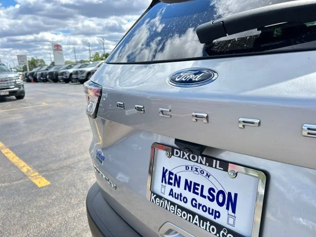 Used 2020 Ingot Silver Ford Titanium image 9