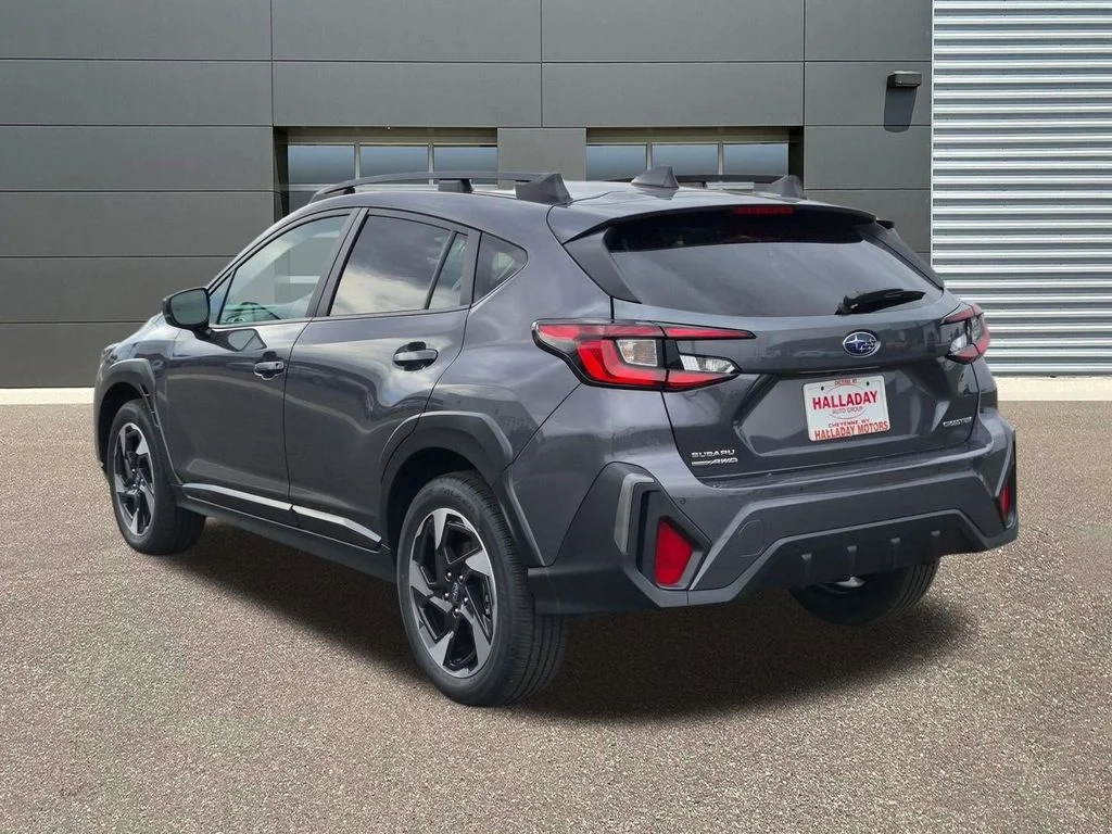 Used 2025 Magnetite Gray Metallic/Crystal Black Silica Subaru Limited image 8