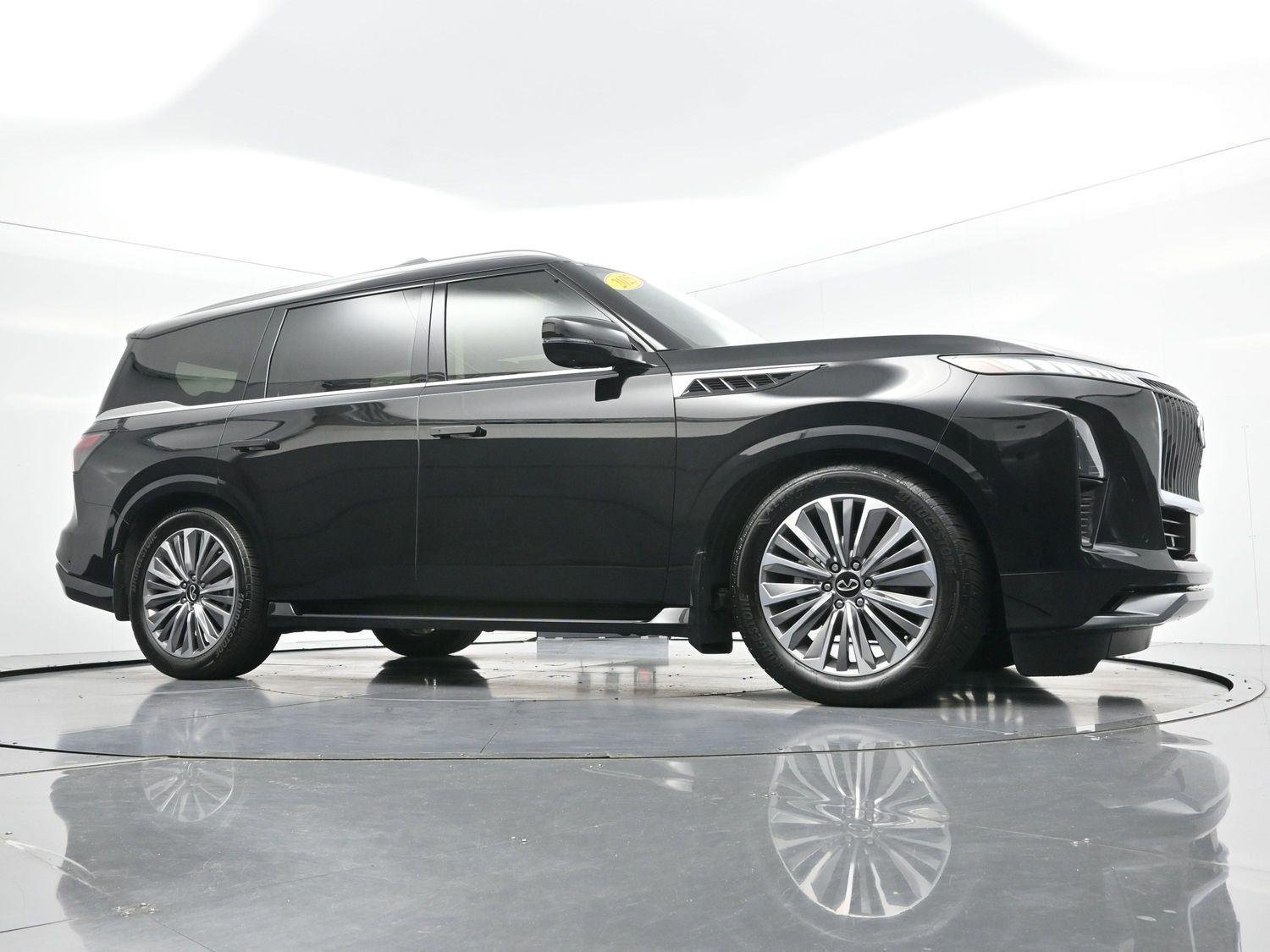 Used 2025 Black Obsidian INFINITI LUXE image 44