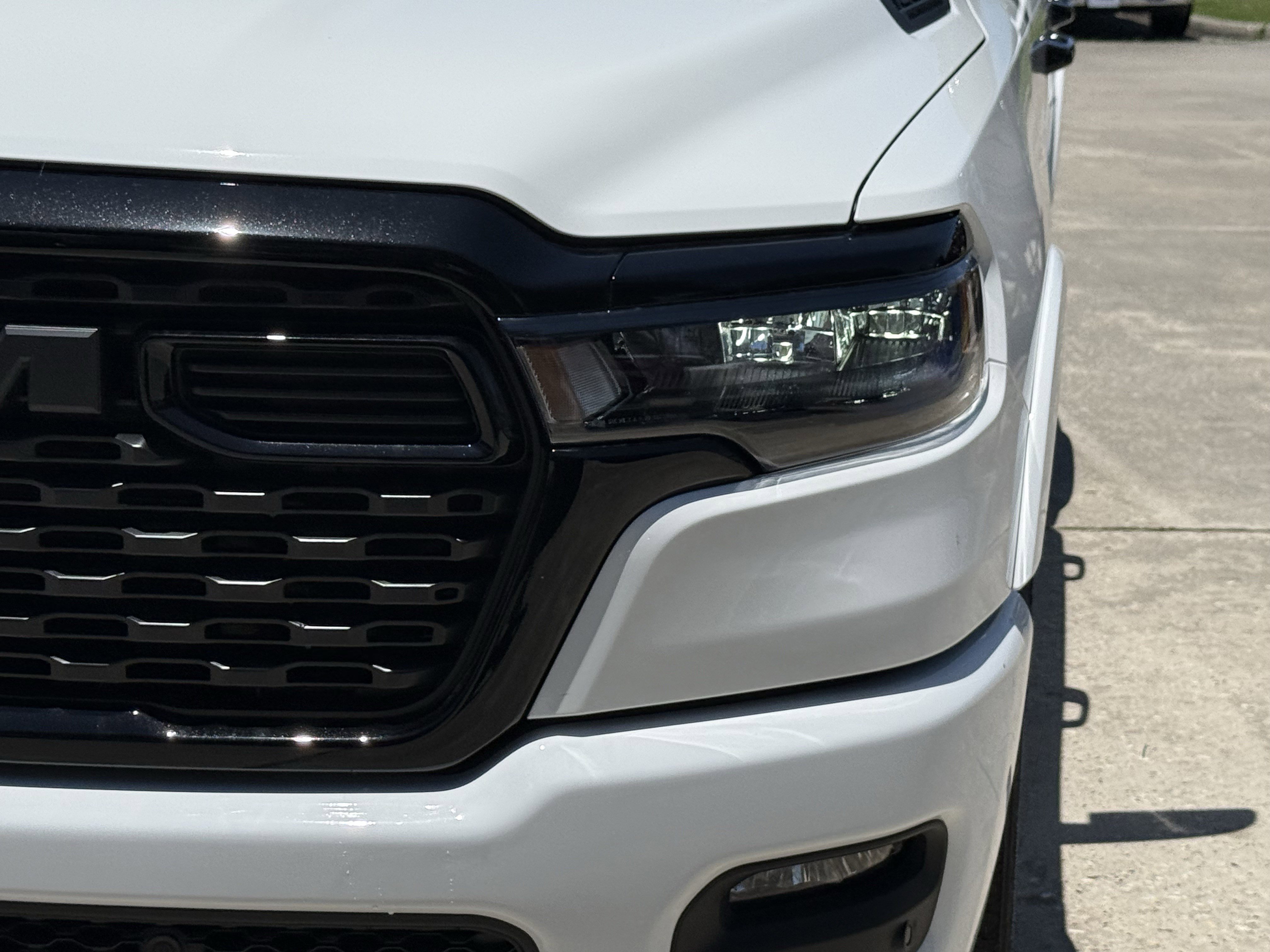 New 2026 Bright White Clear-Coat Exterior Paint RAM Lone Star image 7