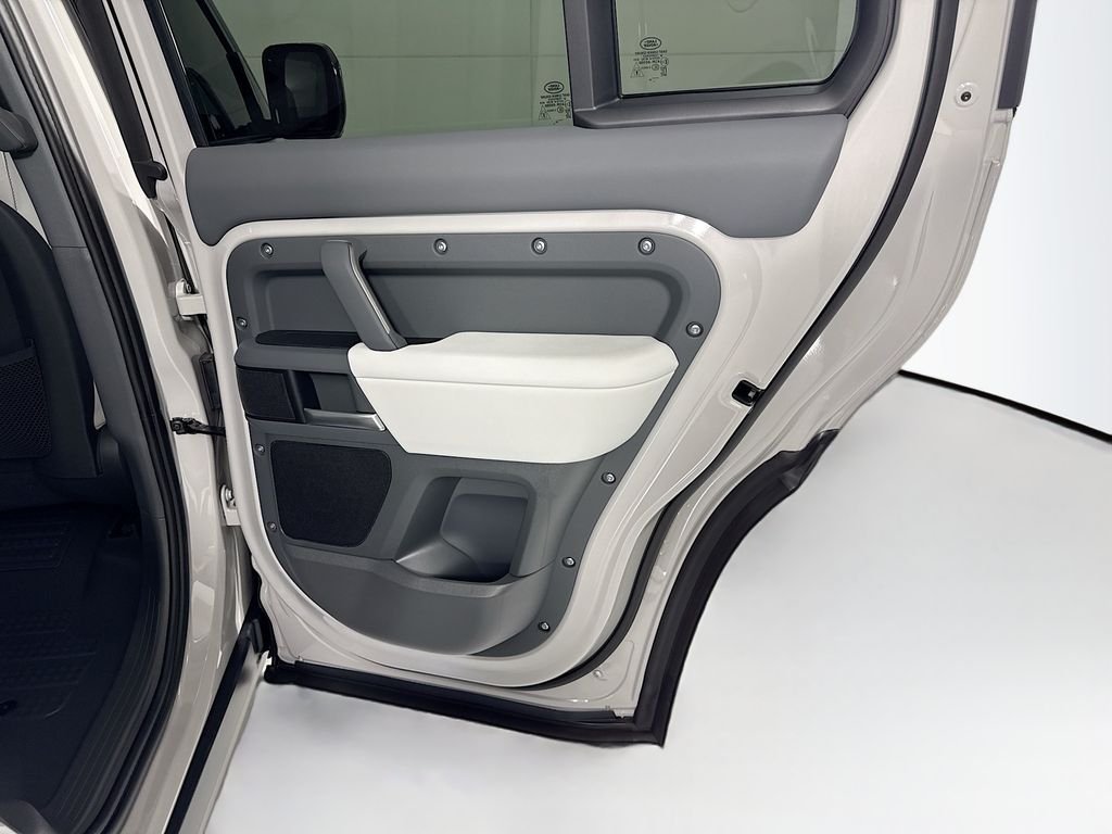 New 2026 Borasco Grey Land Rover S image 27