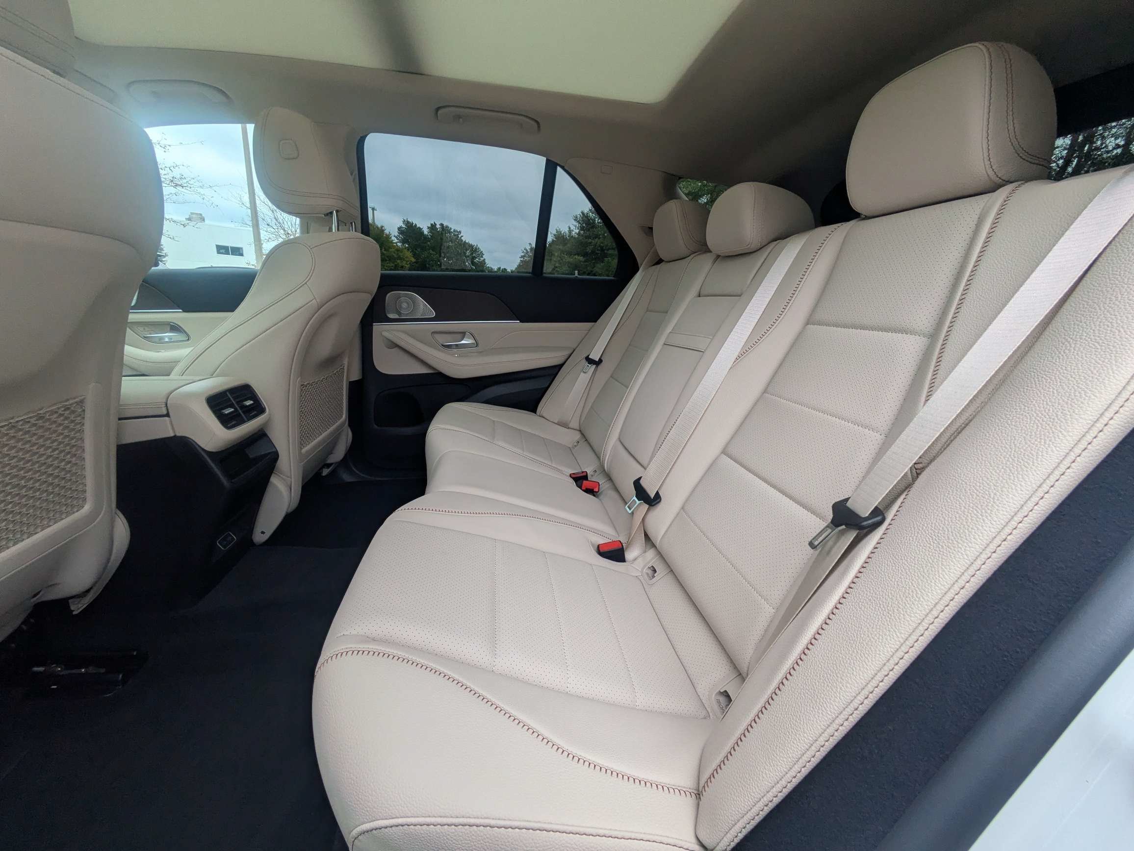 New 2027 Polar White Mercedes-Benz GLE 350 image 11