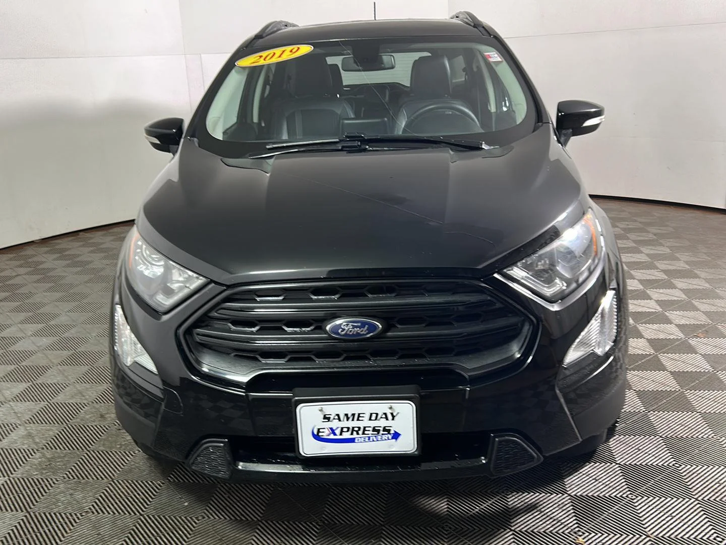 Used 2019 Shadow Black Ford SES image 21