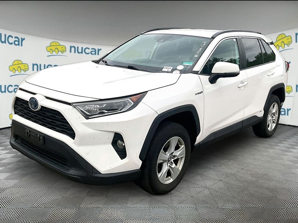 Certified Used 2021 White Toyota XLE image 3