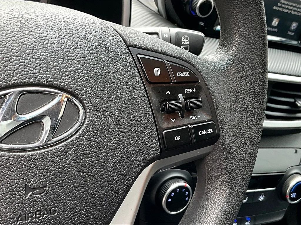 Used 2020 Blue Hyundai SE image 20