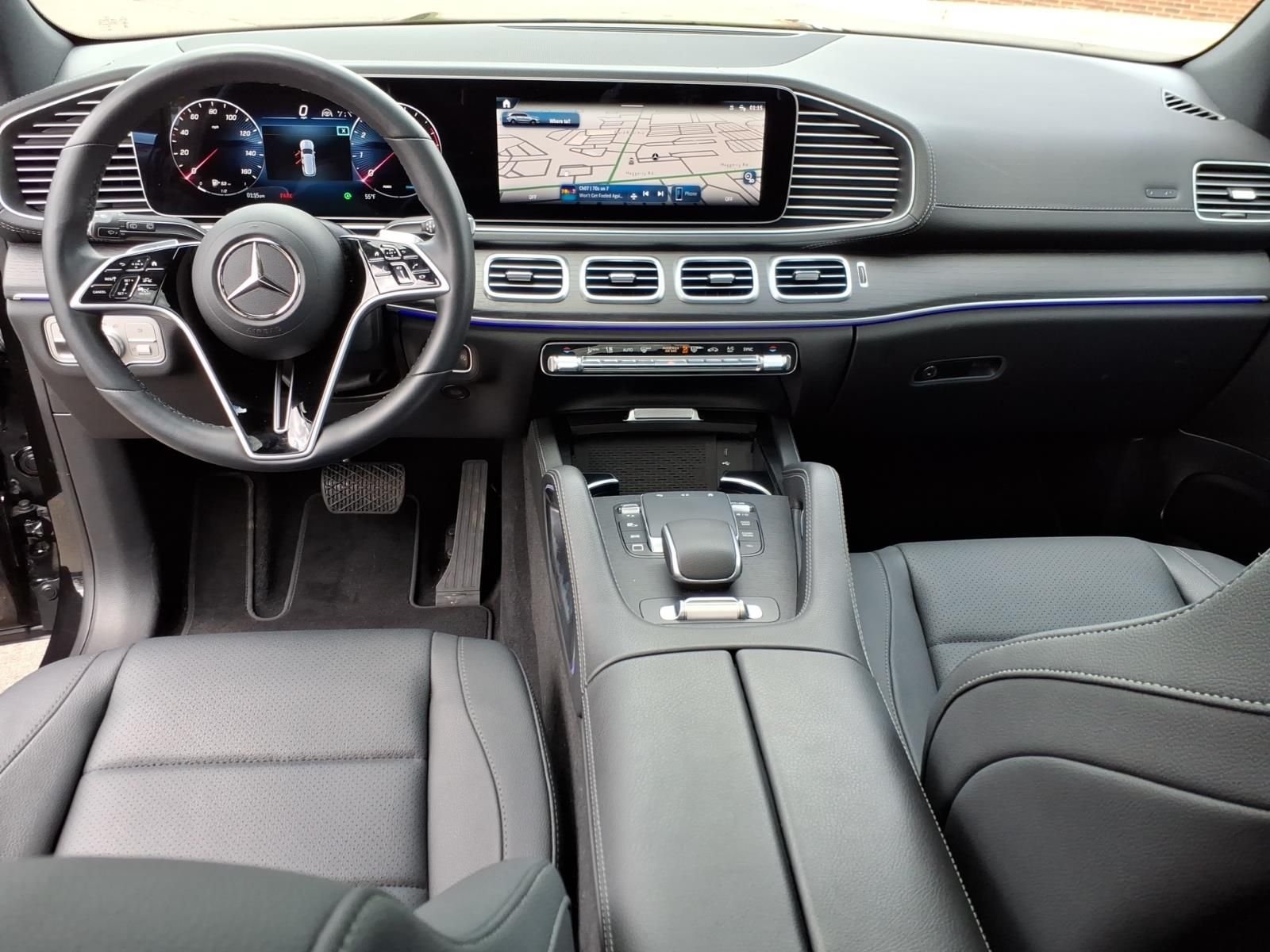 Certified Used 2025  Mercedes-Benz GLS 450 image 16