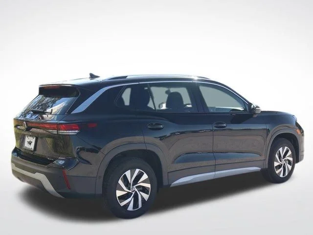 2026 Volkswagen Tiguan S - Photo 28