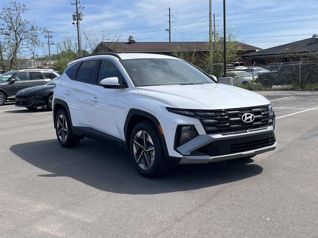 New 2026 White Hyundai SEL image 3