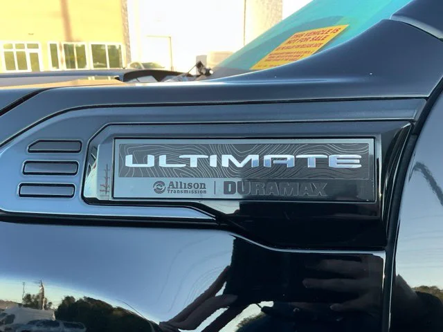 Used 2024 Onyx Black GMC Denali Ultimate image 4