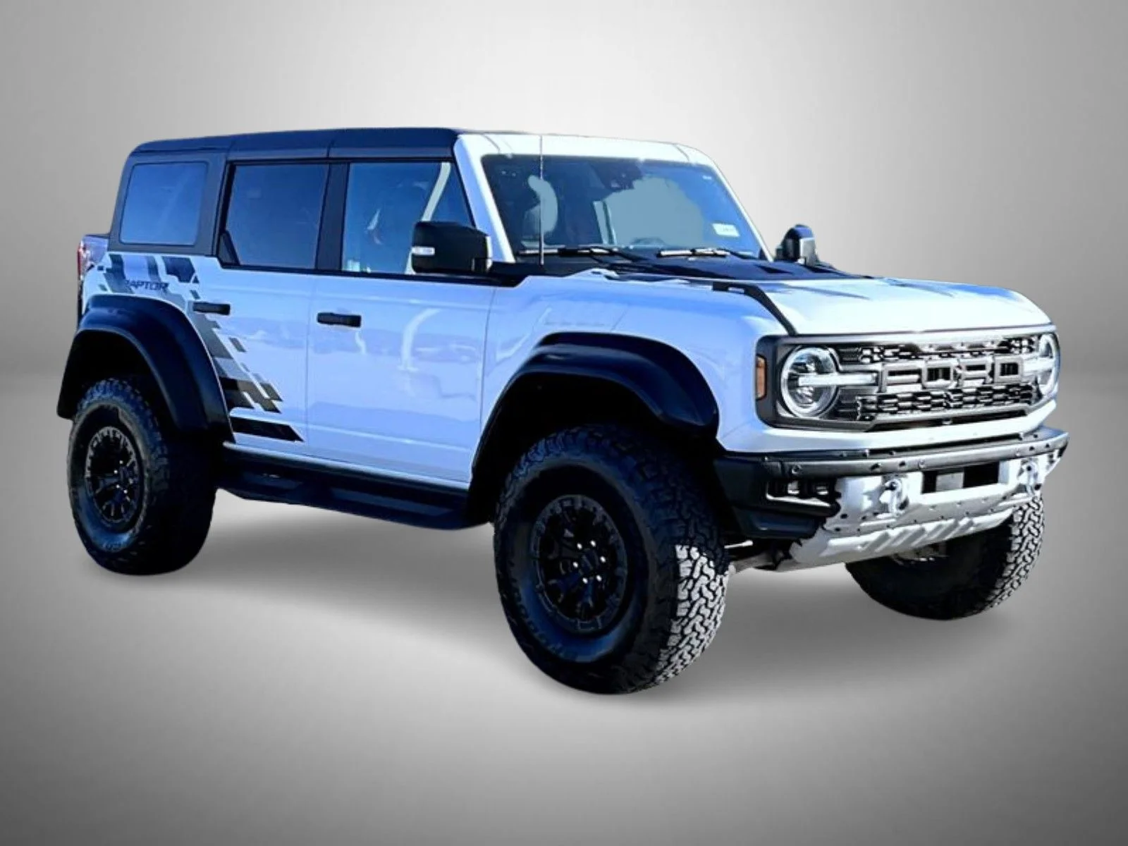 Used 2024 White Ford Raptor image 3