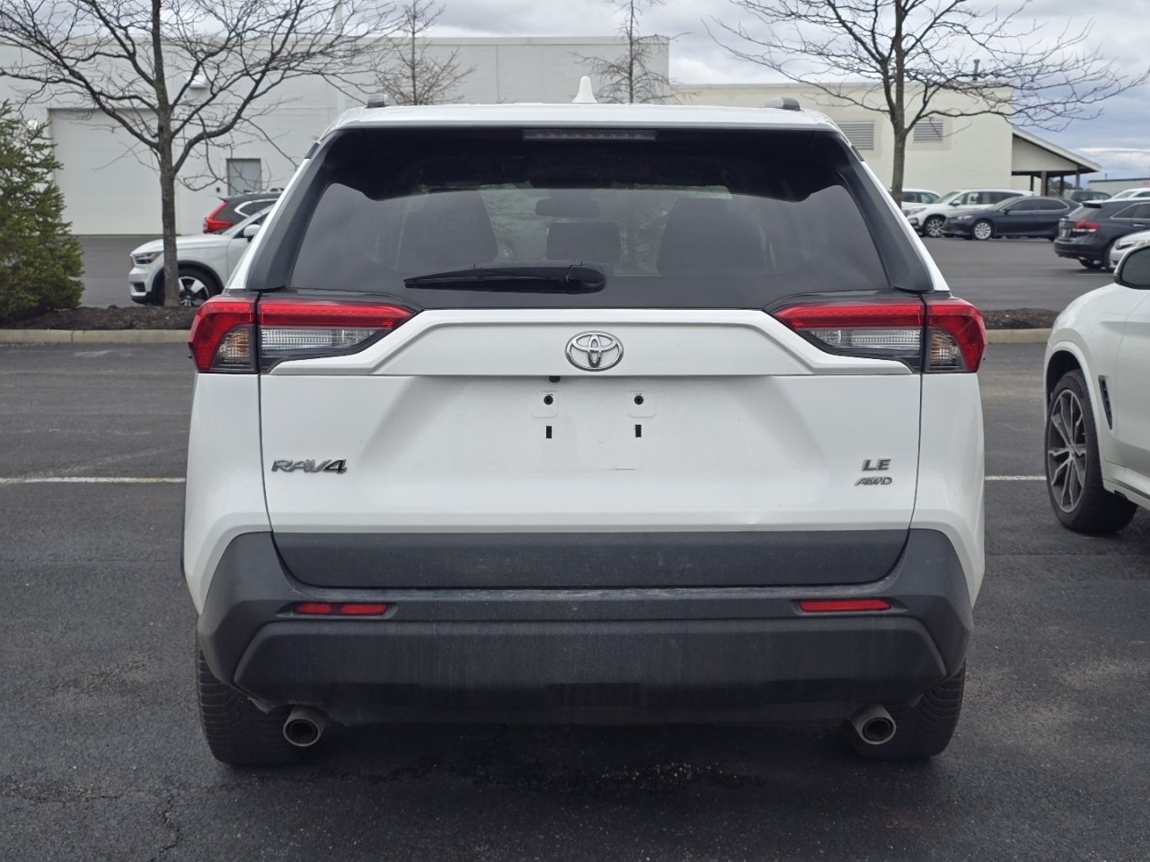 Used 2021 White Toyota LE image 6