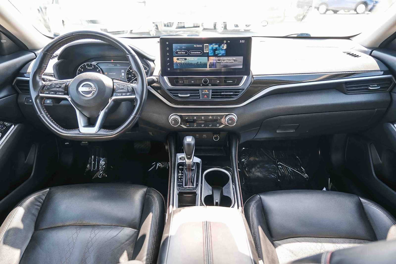 Used 2023 Pearl White Tricoat Nissan 2.5 SR image 13