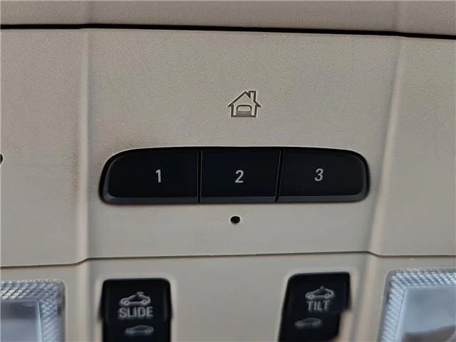 Used 2023 White Frost TRI GMC Denali Front-Wheel Drive image 17