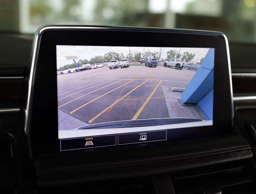 Used 2021 SUMMIT WHITE Chevrolet LT image 18