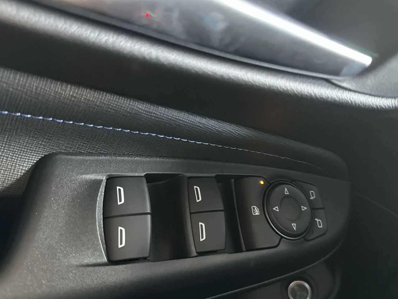 2026 Buick Envista Sport Touring - Photo 17