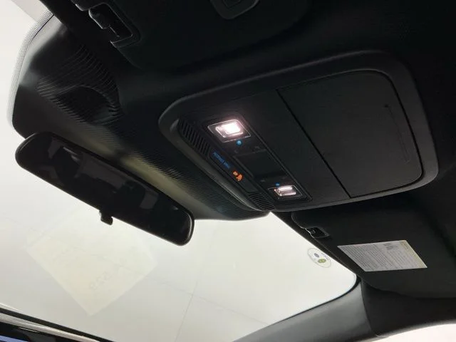 New 2026 Space White Metallic Ford ST-Line image 23