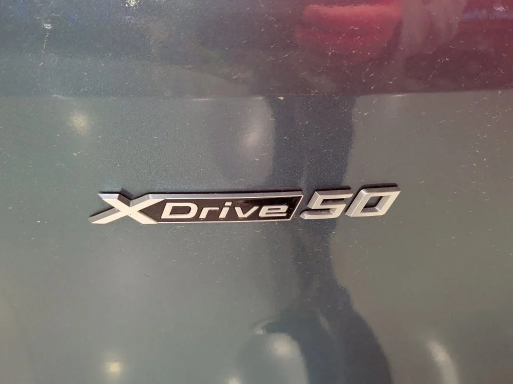Used 2024 Blue BMW xDrive50 image 10