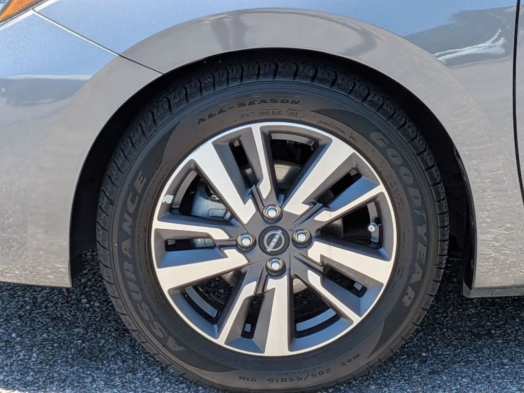 Used 2025 Gray Nissan 1.6 SV image 13