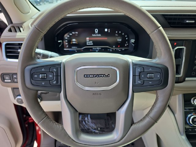 2022 GMC Yukon Denali - Photo 28