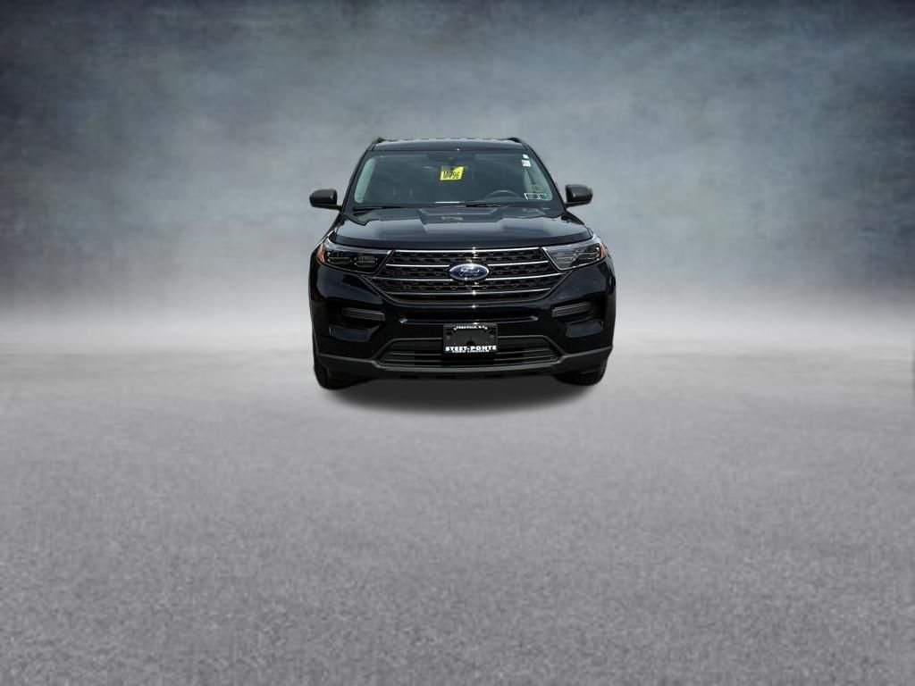 Certified Used 2023 Black Metallic Ford XLT image 9