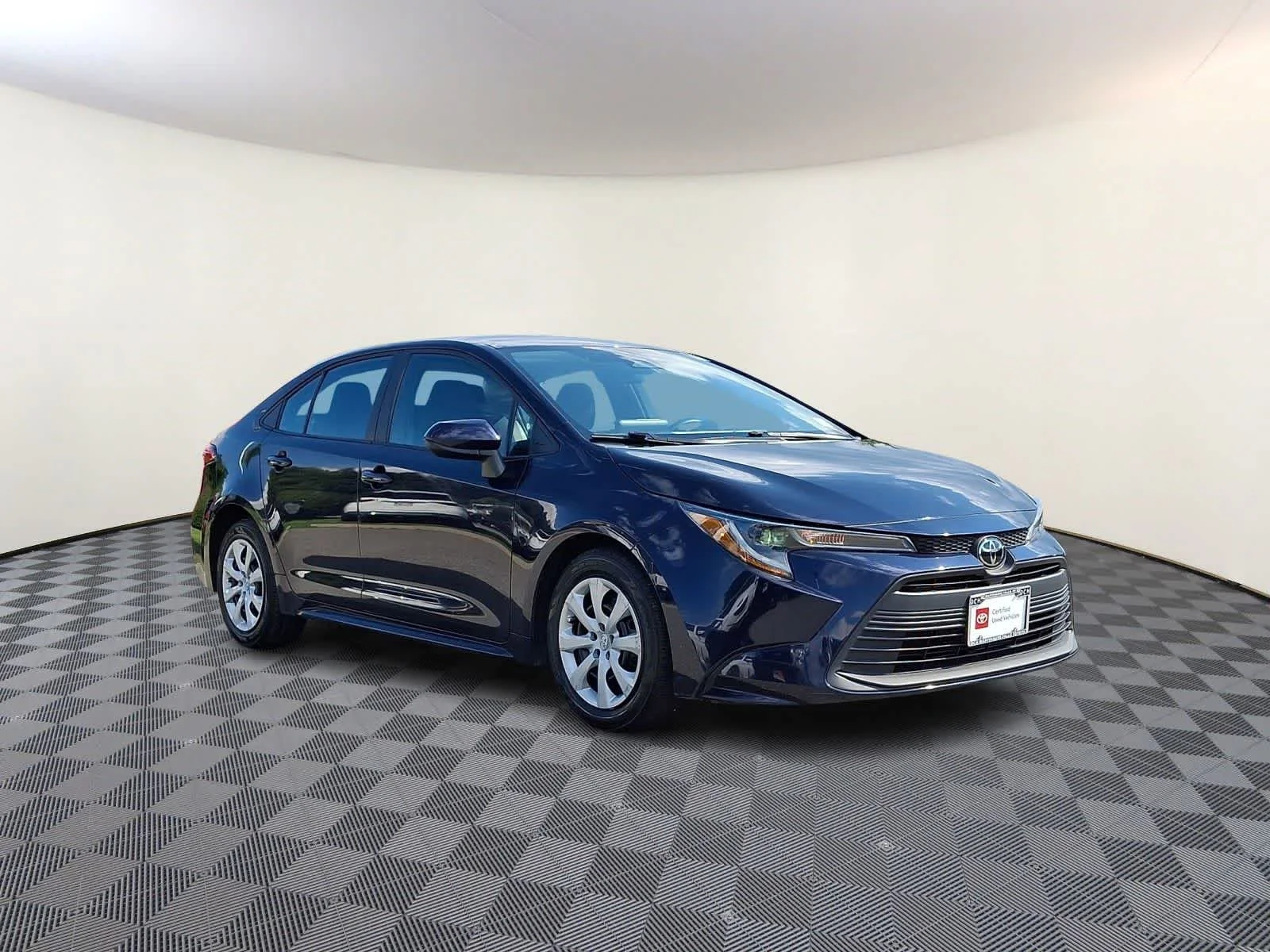 Used 2023 Blueprint Toyota LE image 4