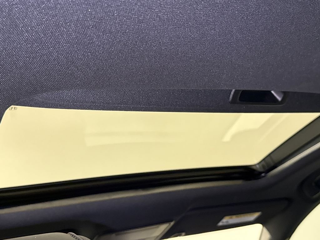 2025 Honda Accord Hybrid Sport-L - Photo 13