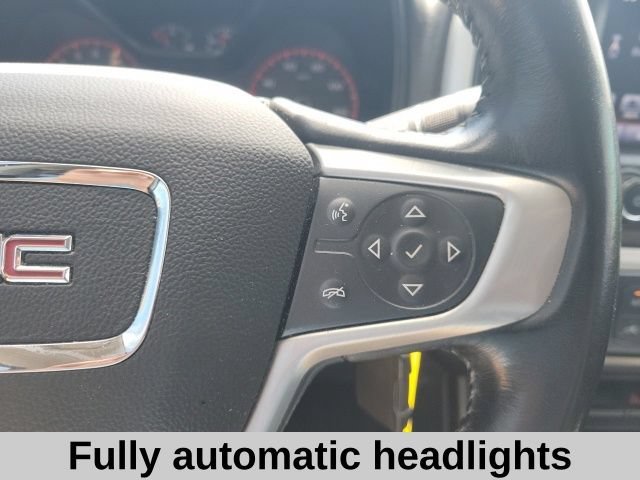 Used 2016 SUMMIT WHITE GMC 2WD SLE image 10