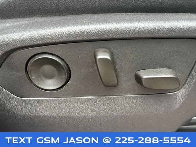 Used 2024 White GMC AT4 image 42