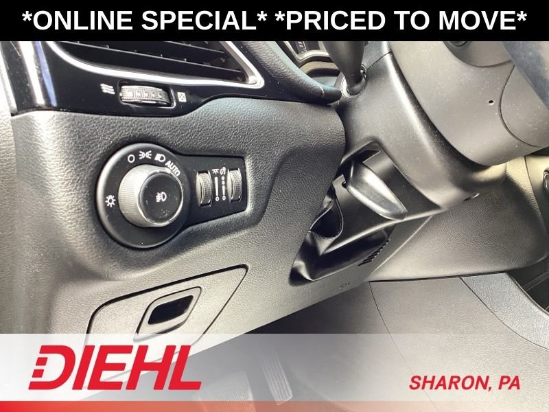 Used 2020 Black Jeep Latitude Plus image 26