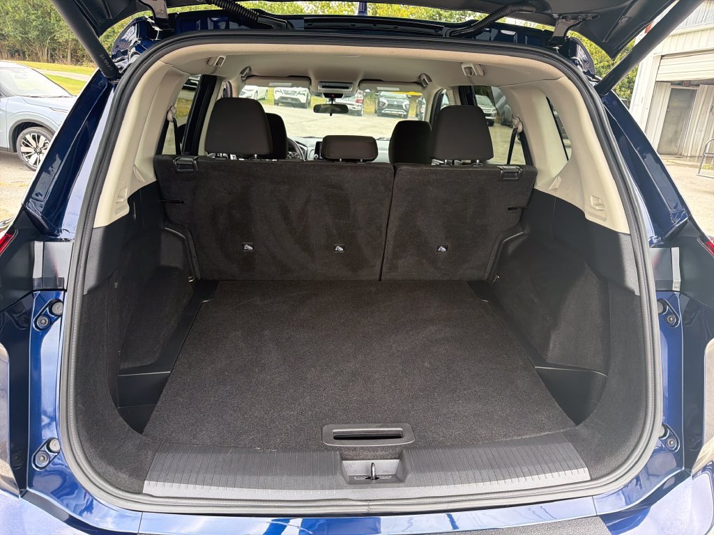 Used 2024 Blue Nissan SV image 9