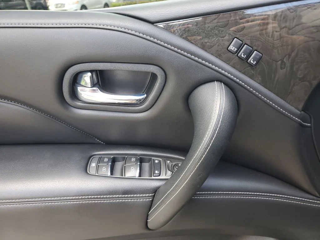 Used 2021 Blue INFINITI LUXE image 25