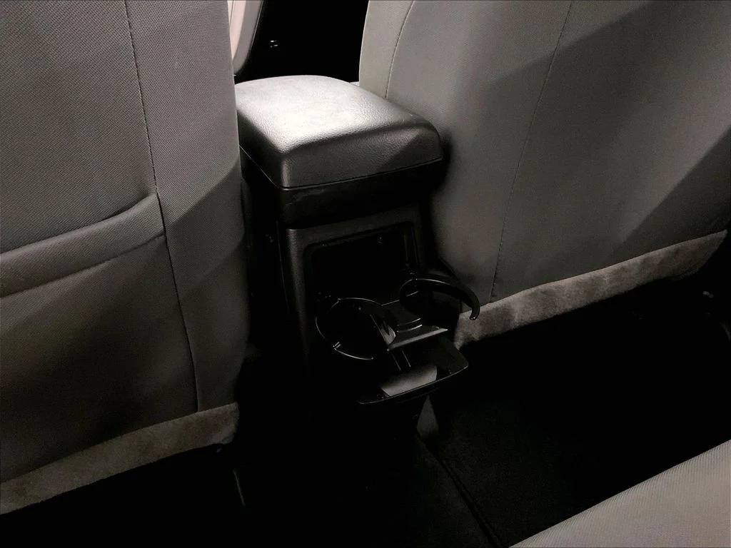 Used 2009 Black Toyota Base image 37