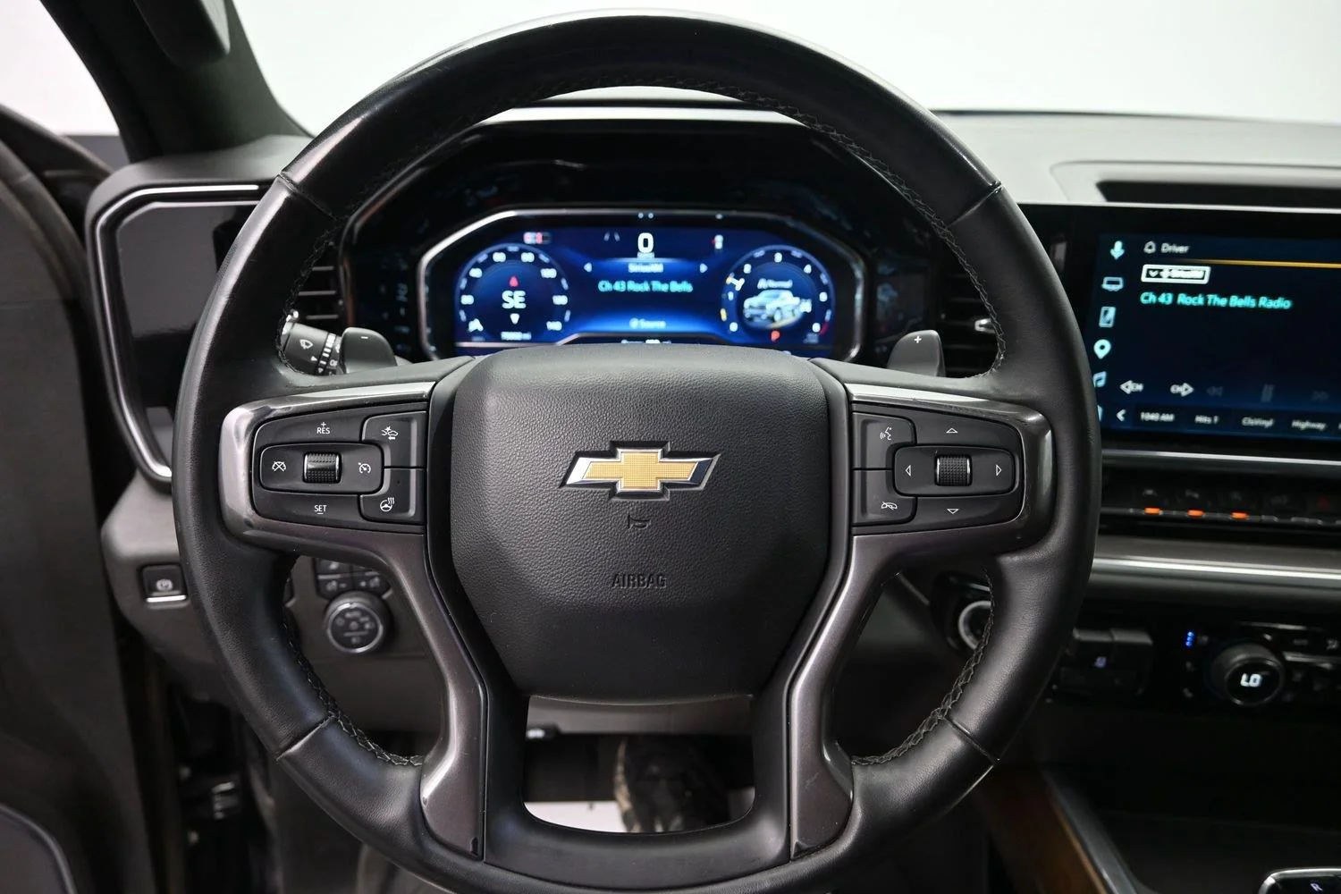 Used 2025 Black Chevrolet High Country image 29