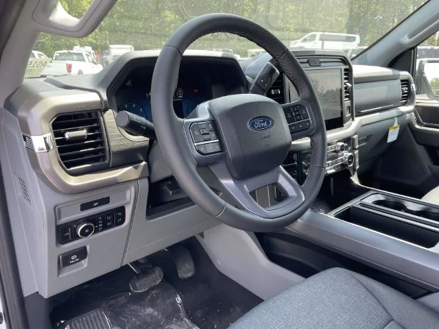 New 2026 White Ford XLT image 16