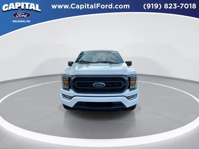 Used 2023 White Ford XLT image 3