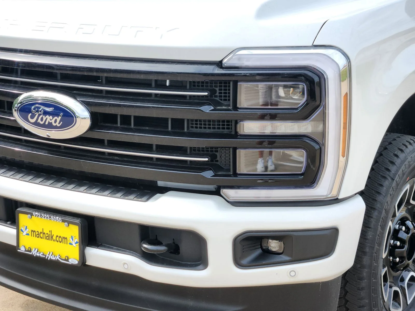 New 2026 Star White Metallic Tri-Coat Ford F-250® Platinum® image 5