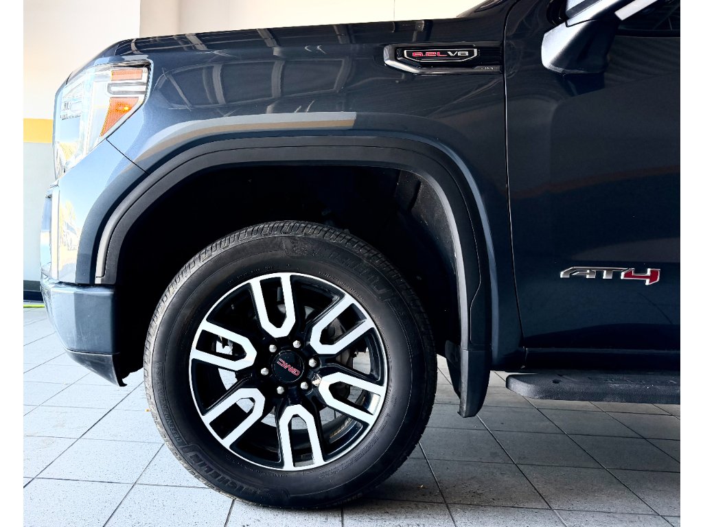 Used 2021 Dark Sky Metallic GMC AT4 image 13