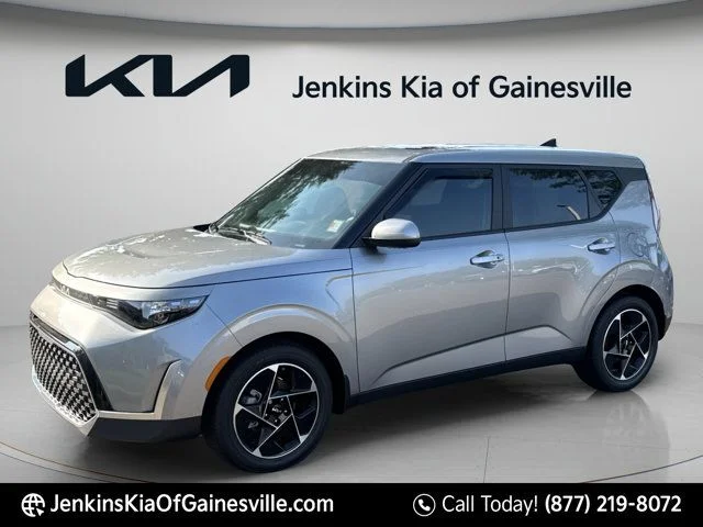 Used 2025 Gray Kia EX image 3