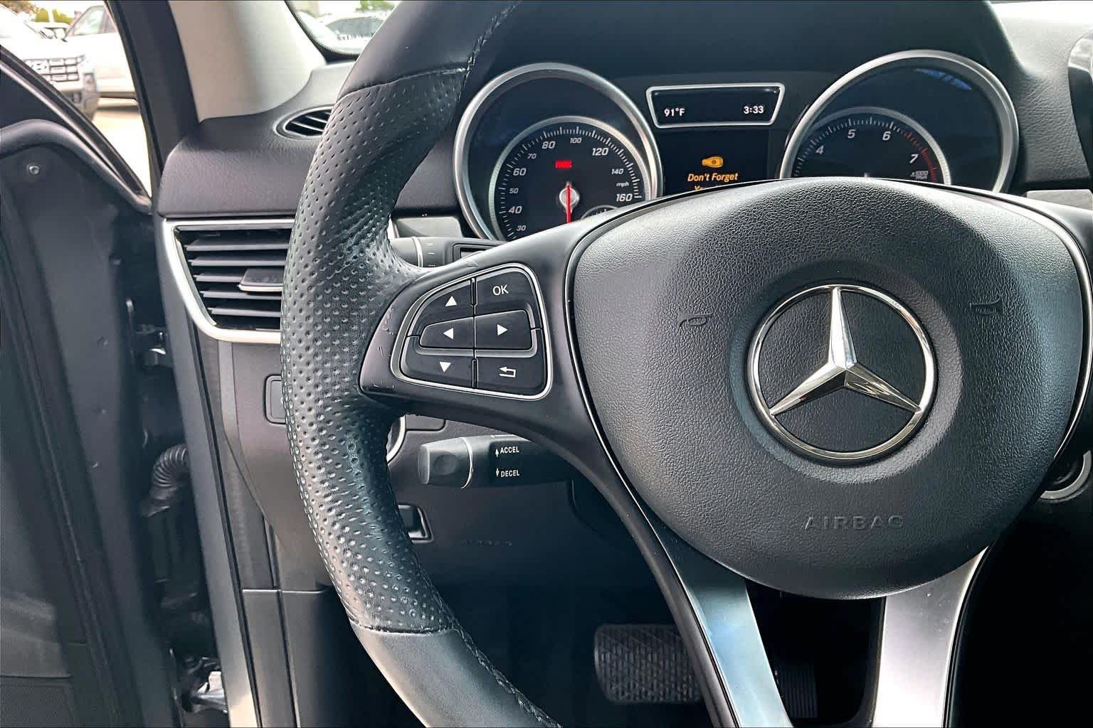 Used 2018 Selenite Grey Metallic Mercedes-Benz GLE 350 image 24
