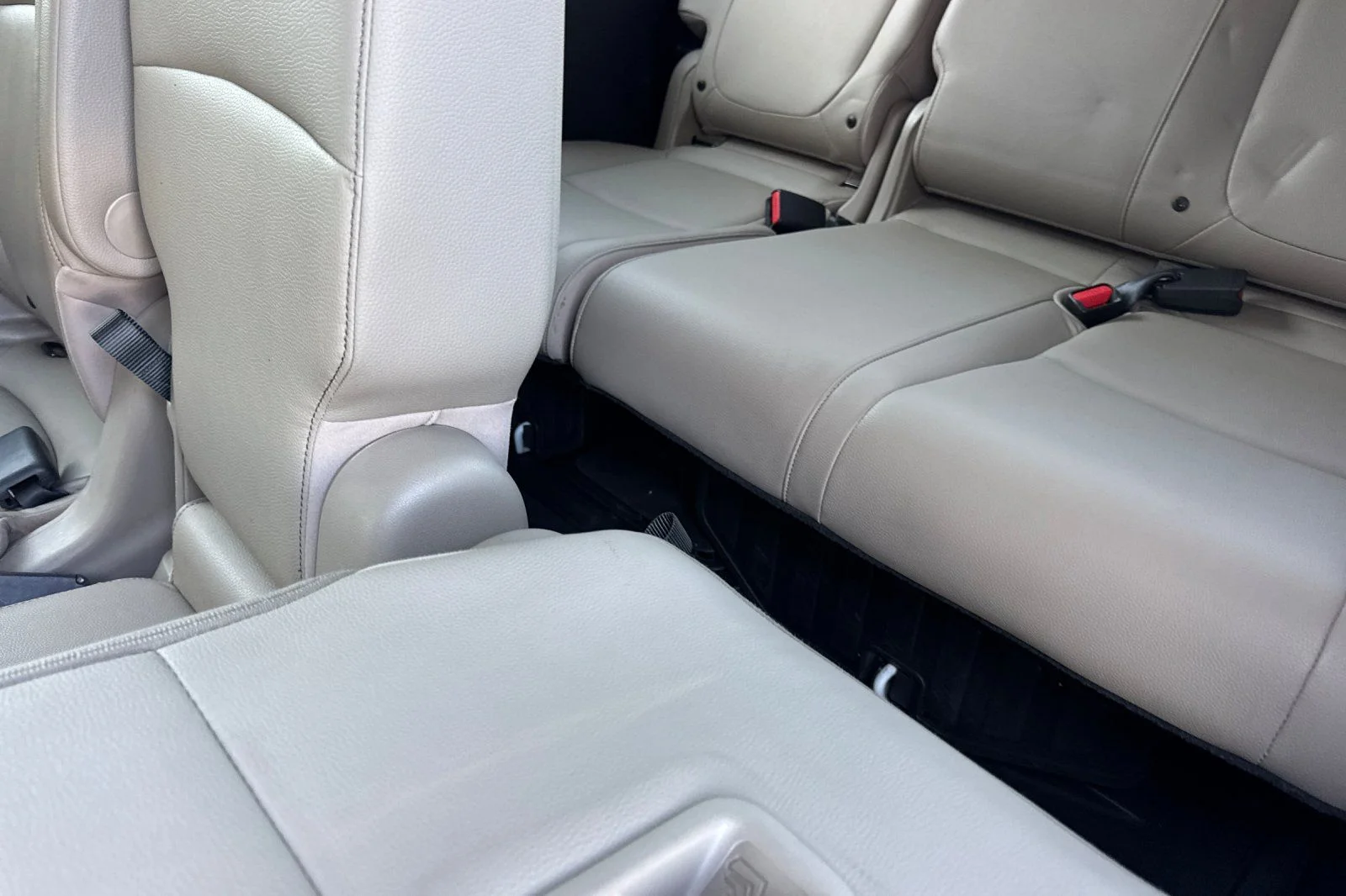 Certified Used 2022 Platinum White Pearl Honda EX-L image 19