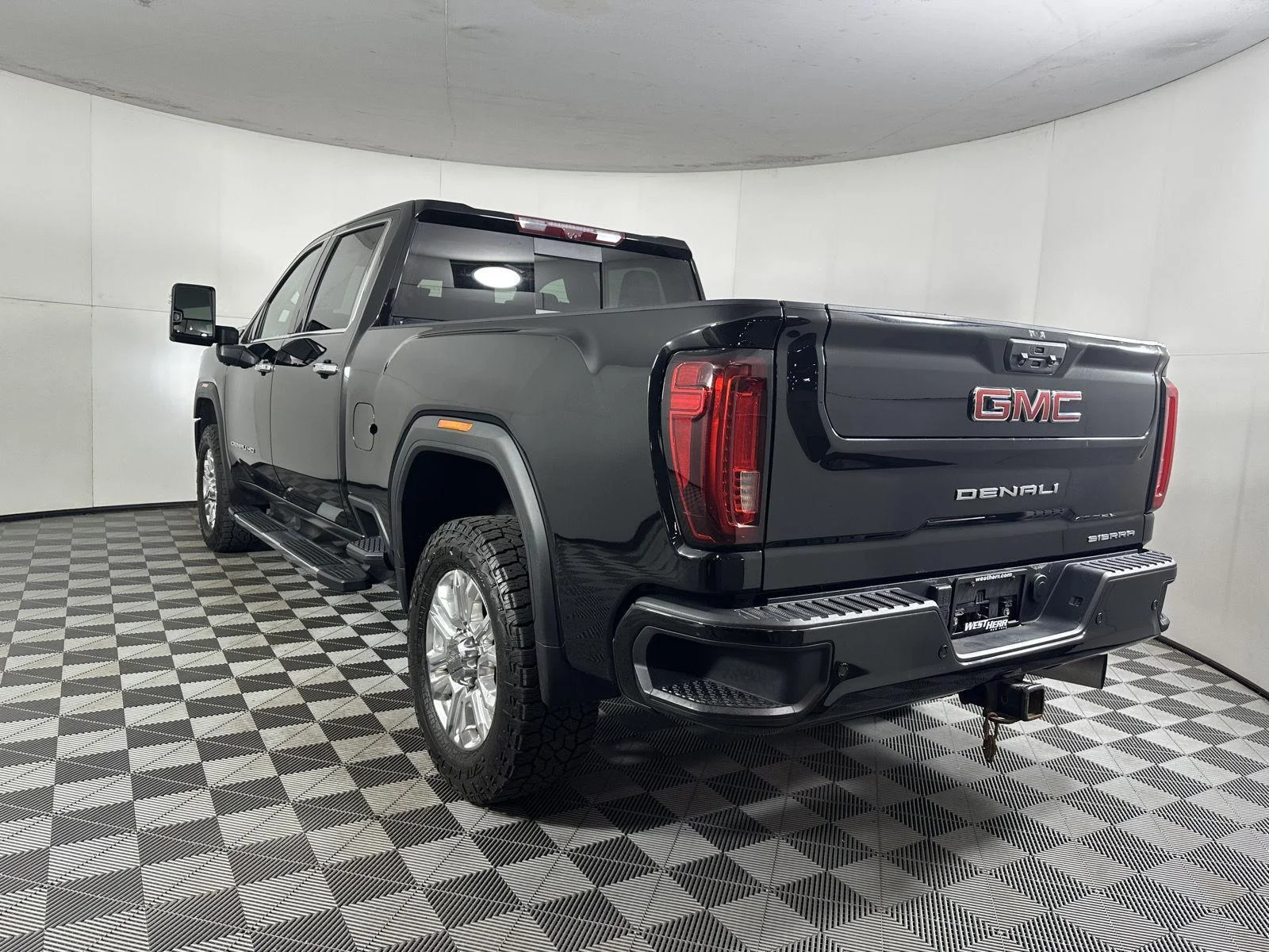 Used 2023 Ebony Twilight Metallic GMC Denali image 18