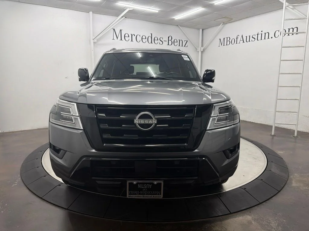 Used 2022 Gray Nissan SL image 2