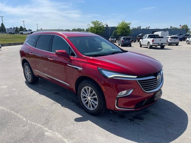 2022 Buick Enclave Essence AWD's photo
