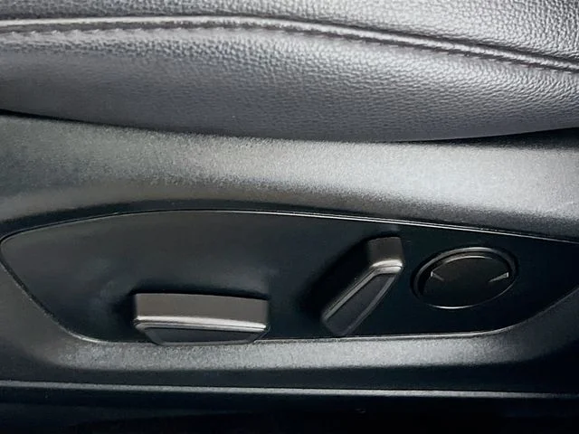 2023 Ford Explorer ST-LINE - Photo 17