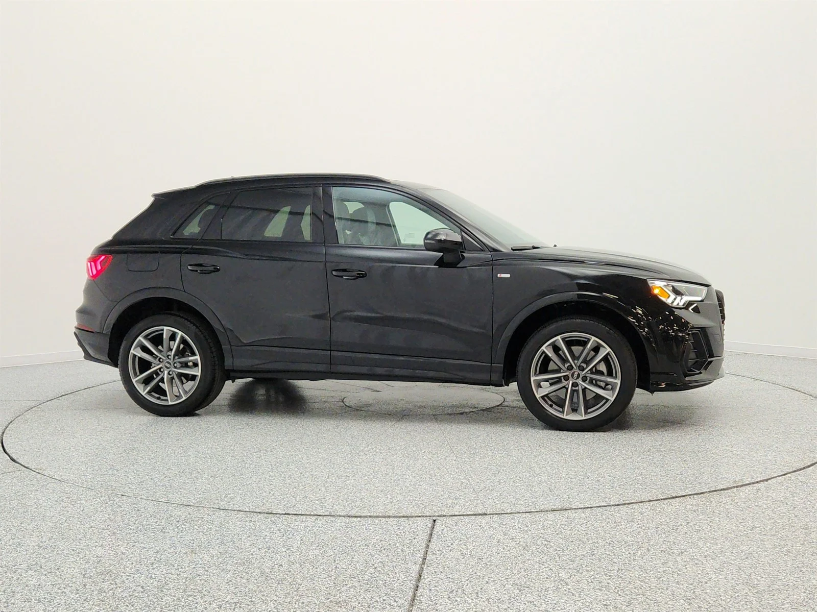 Used 2024 Mythos Black Metallic Audi S line Premium 45 TFSI quattro image 4