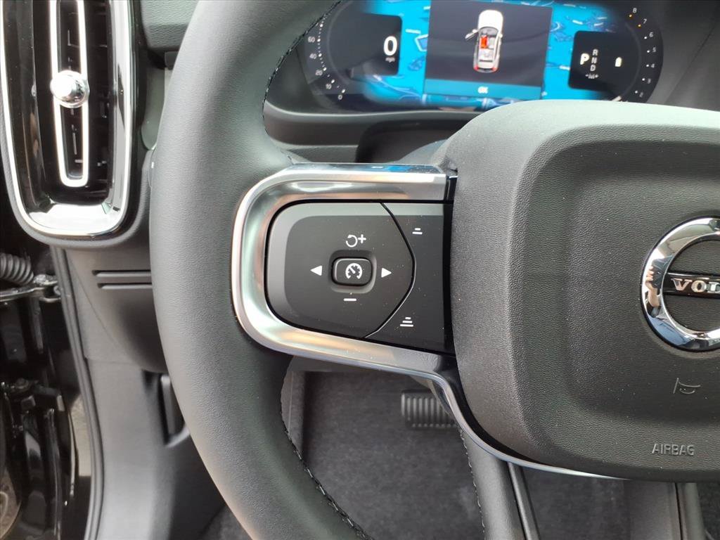 New 2026 Onyx Black Volvo Core image 16