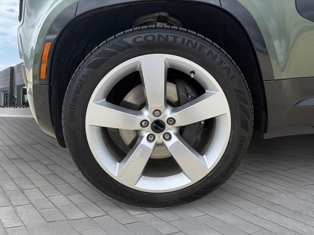 Certified Used 2026 Green Land Rover X-Dynamic SE image 9