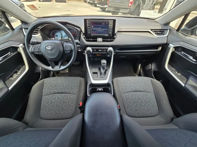 Used 2021 Gray Toyota XLE image 35