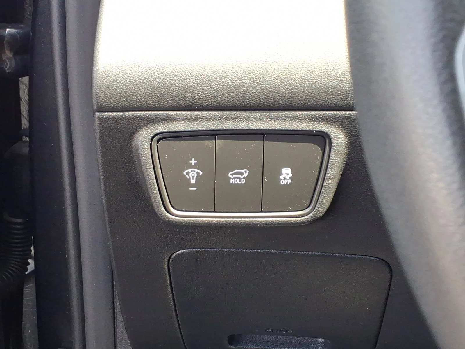 Used 2023 Portofino Gray Hyundai SEL image 23